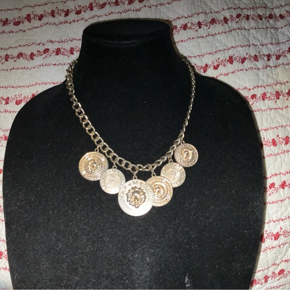 Women’s necklace - Picture 4 of 4